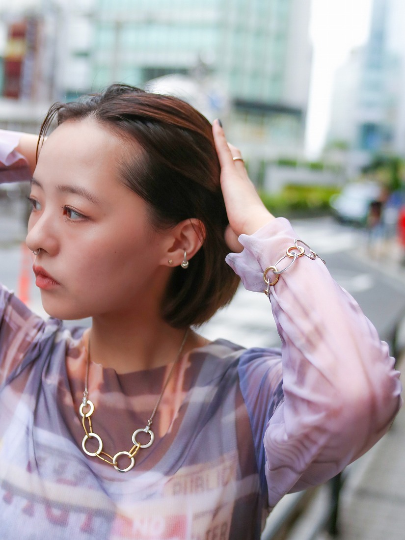 IOSSELLIANI 自由に遊ぶユニセックスジュエリー｜H.P.FRANCE公式サイト